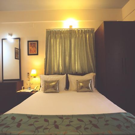 Hotel Casa Broadway Kolkata Eksteriør bilde